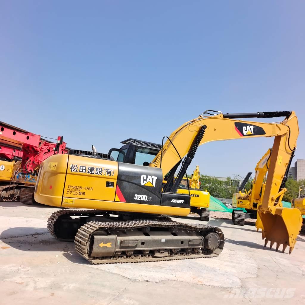 CAT 320D Lánctalpas kotrók