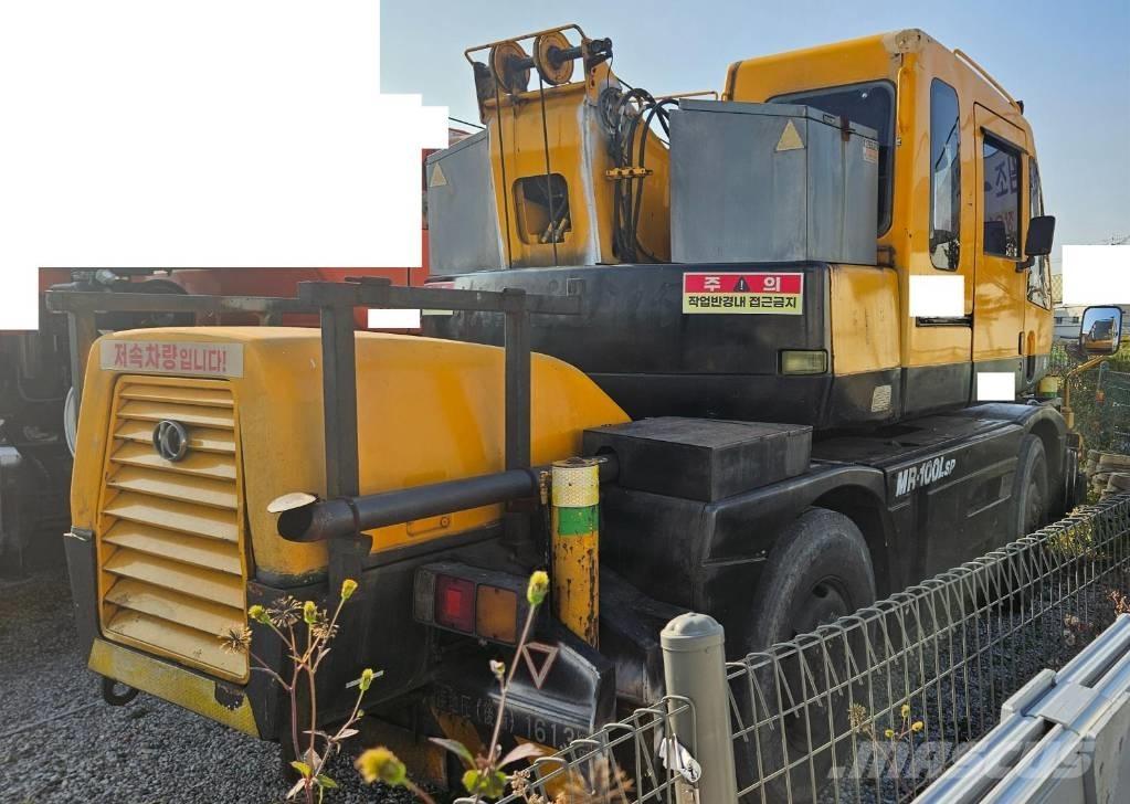 Kato MR 100 Mobil daruk