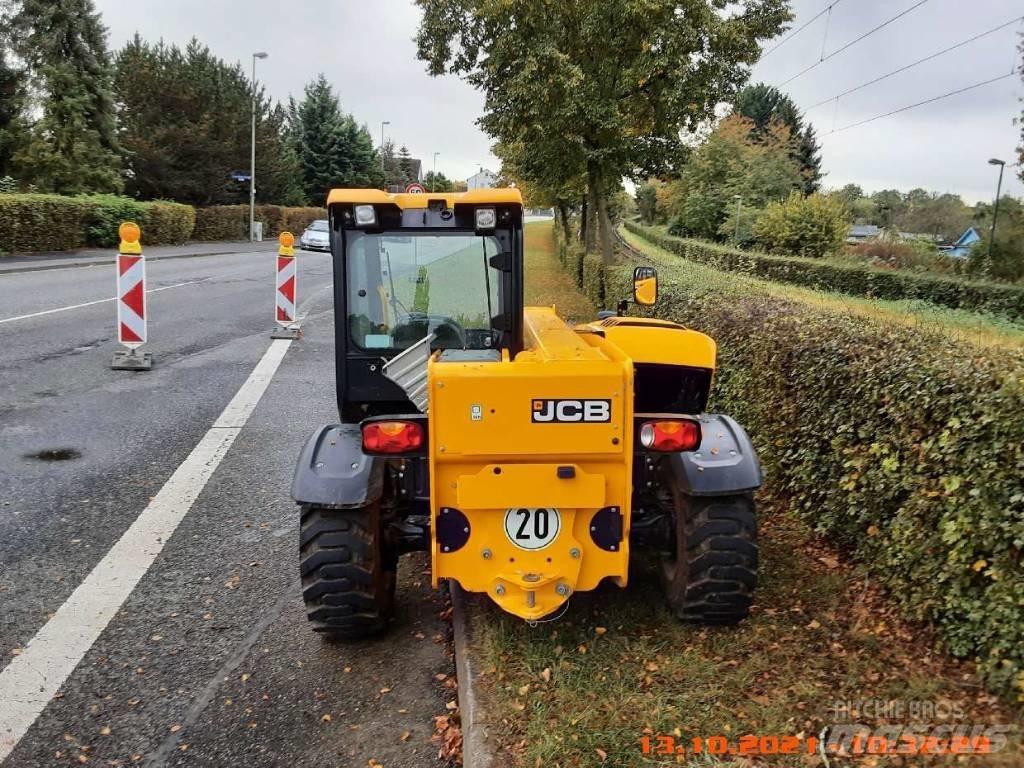 JCB 525-60 Teleszkópos rakodók