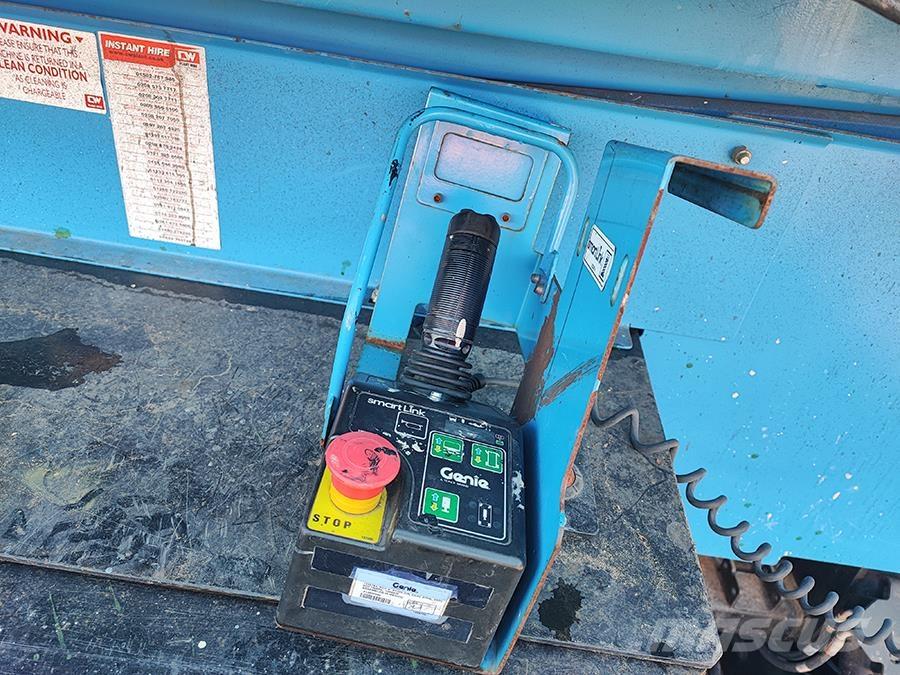 Genie GS-4069 DC Ollós emelők