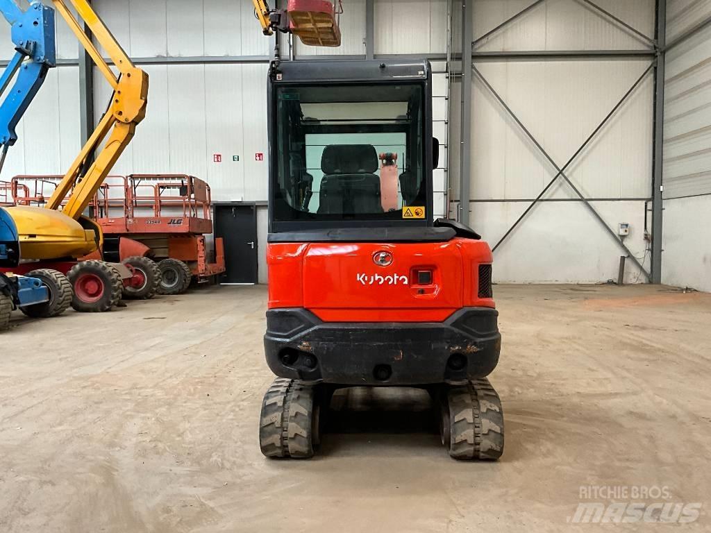Kubota KX 027-4 Mini kotrók < 7t