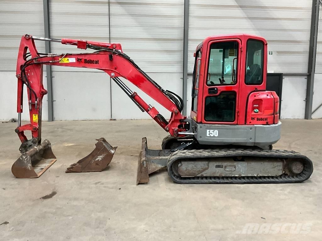 Bobcat E 50 EM Mini kotrók < 7t