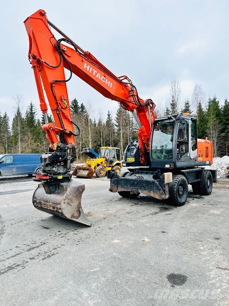 Hitachi Zaxis 170 W Gumikerekes kotrók
