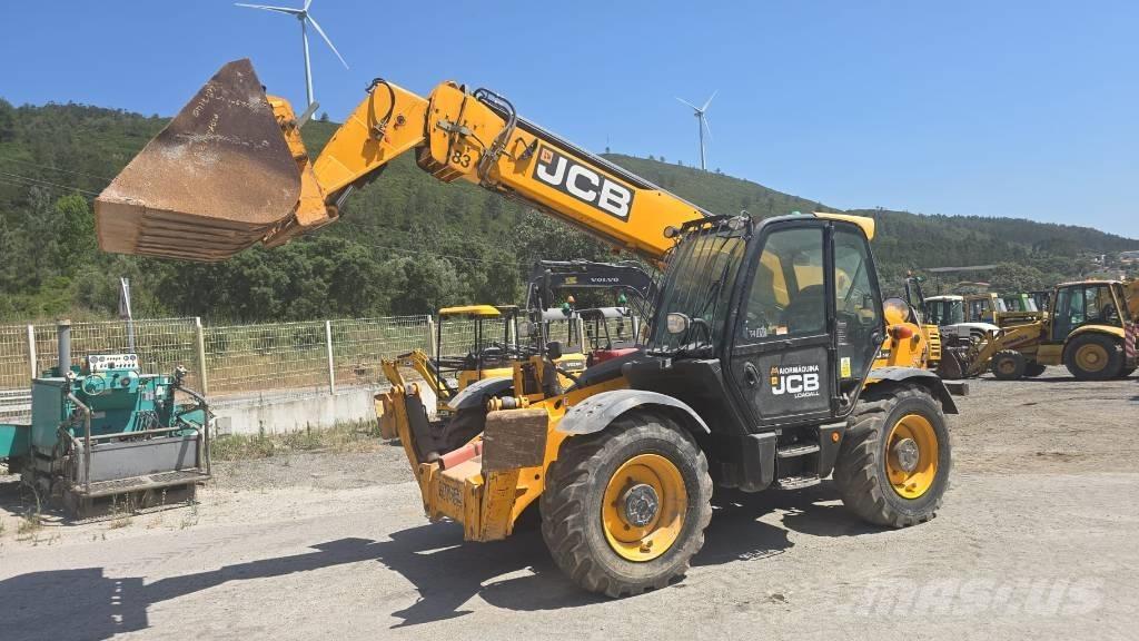 JCB 540-140 Teleszkópos rakodók