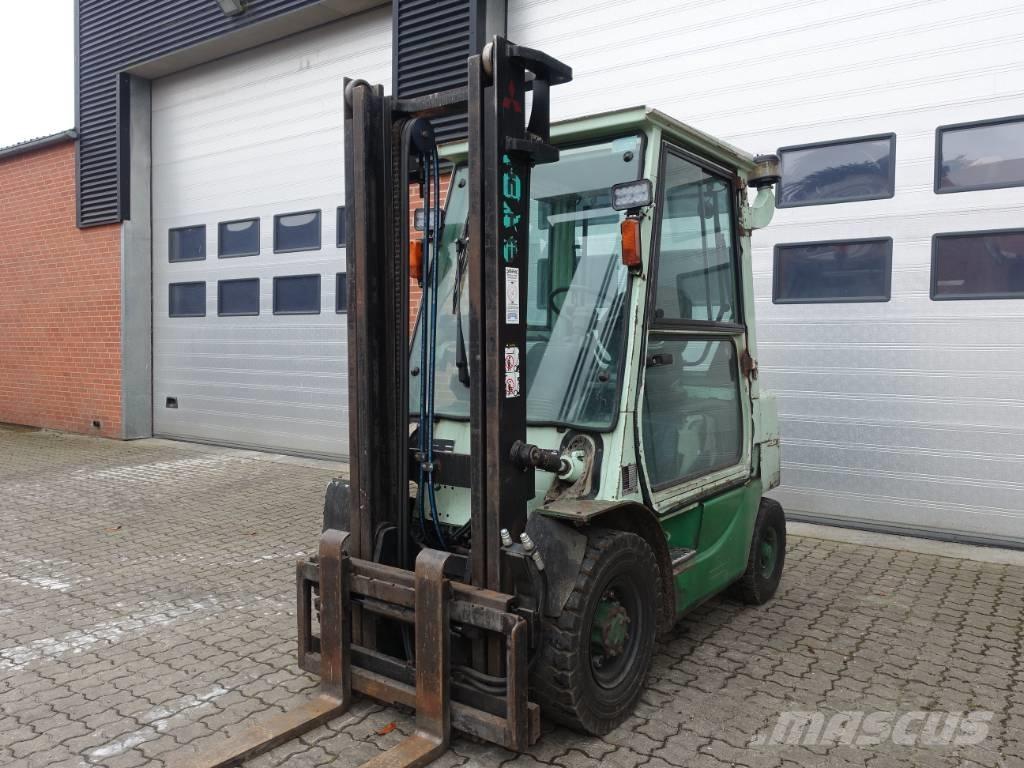 Mitsubishi FD 25 T Dízel targoncák