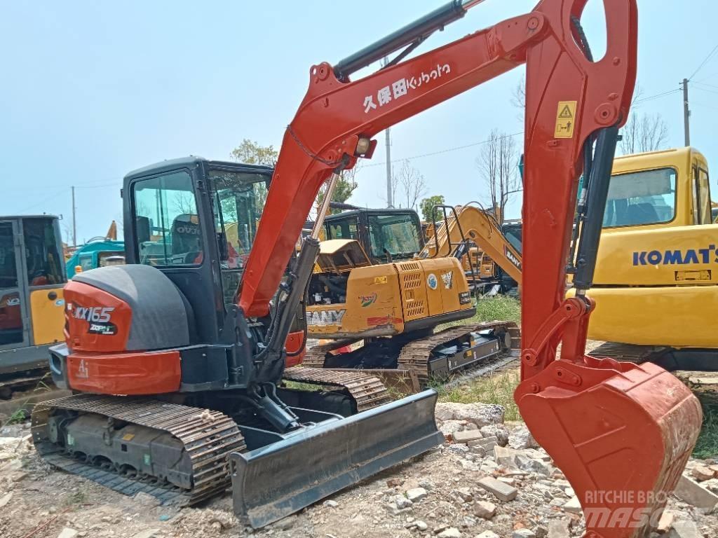Kubota KX 165 Közepes (midi) kotrók 7 t - 12 t