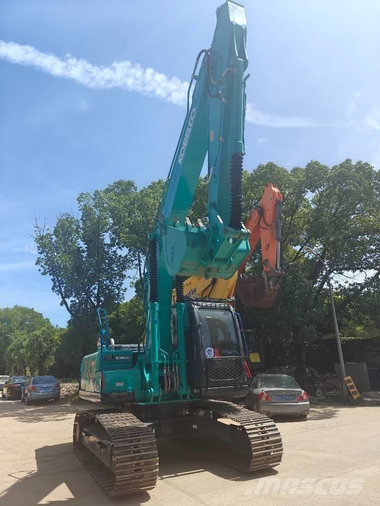 Kobelco SK 200 Lánctalpas kotrók