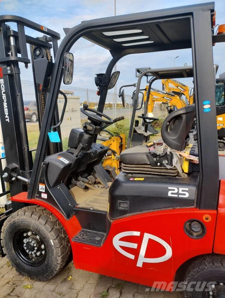 EP CPCD 25 T8 Anyagmozgatás - Egyebek