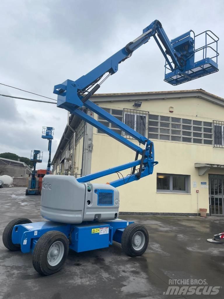 Genie Z 45/25 BI Karos emelők