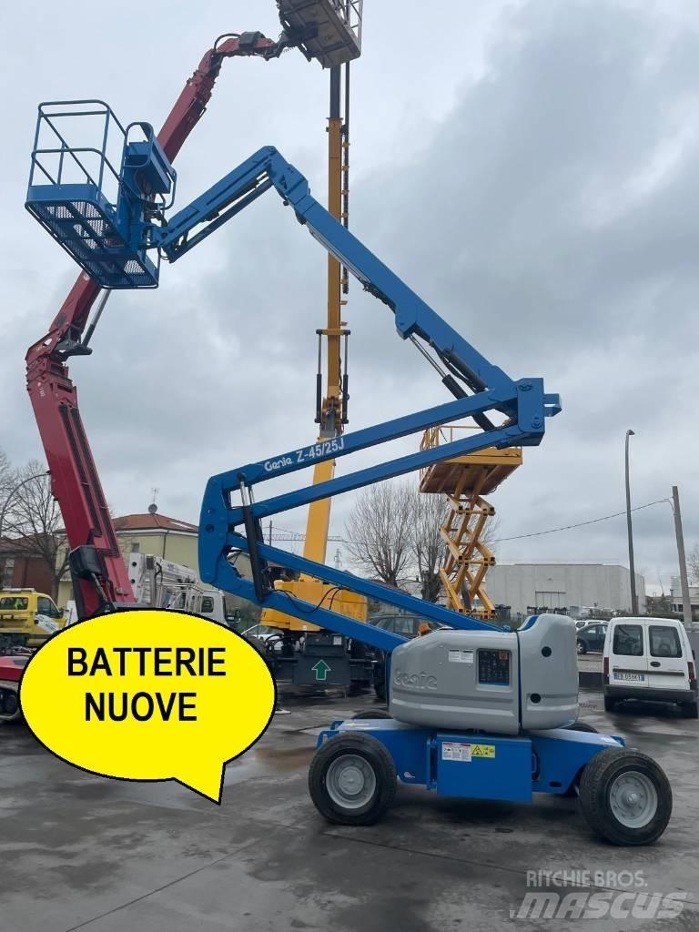 Genie Z 45/25 BI Karos emelők