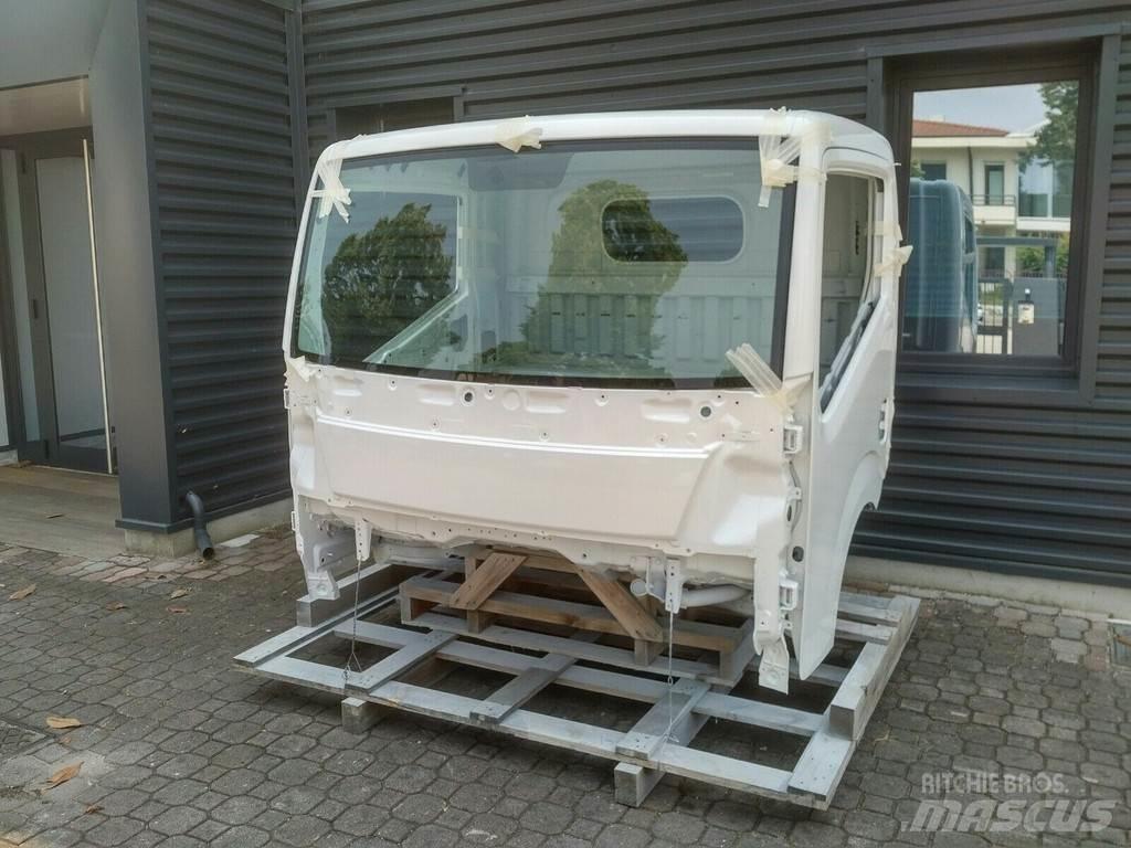 Renault Maxity Vezetőfülke és belső tartozékok