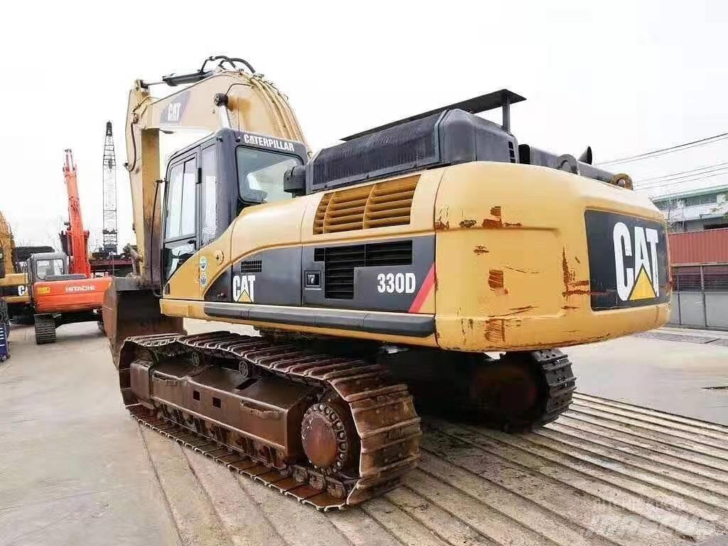 CAT 330 D Lánctalpas kotrók