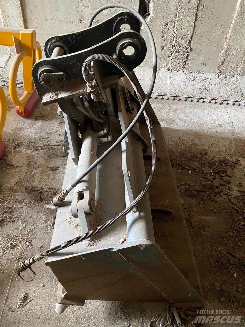Hydrema M1200 Gumikerekes kotrók