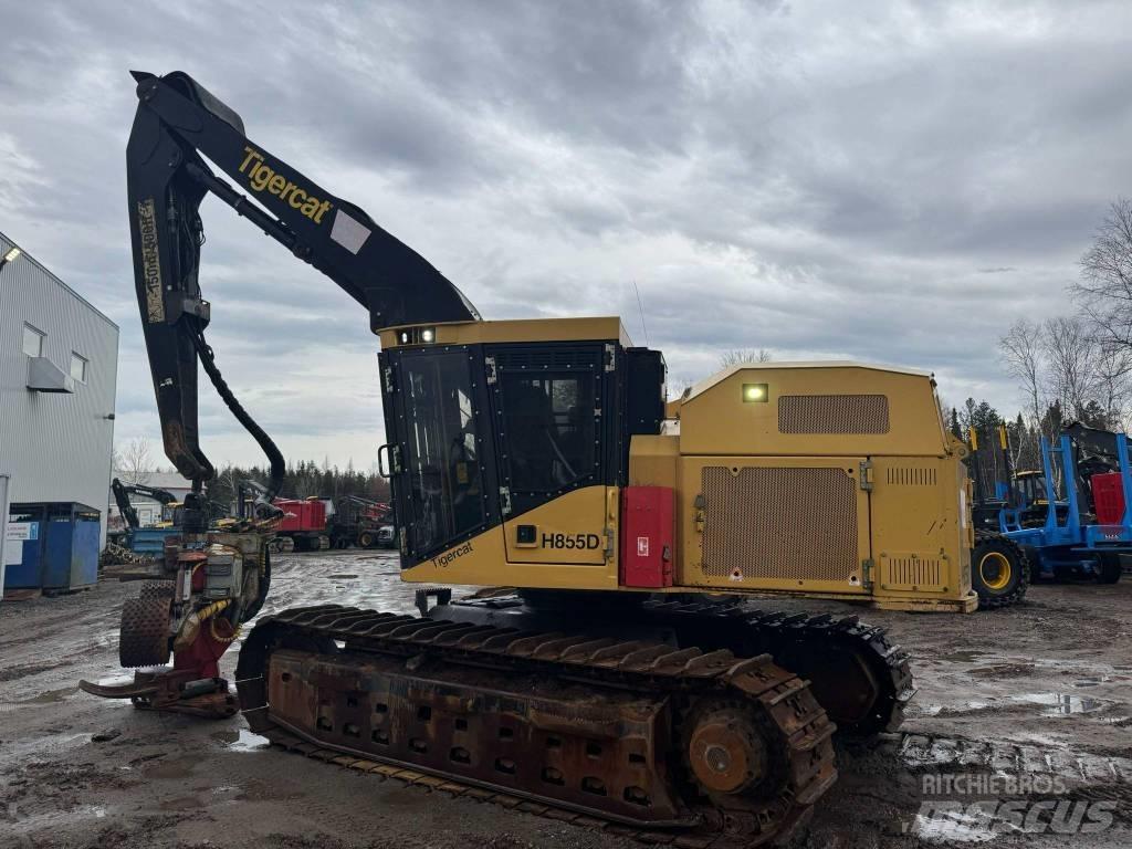 Tigercat 855D Betakarítók