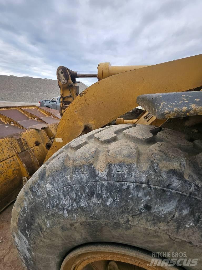 CAT 950 H Gumikerekes homlokrakodók