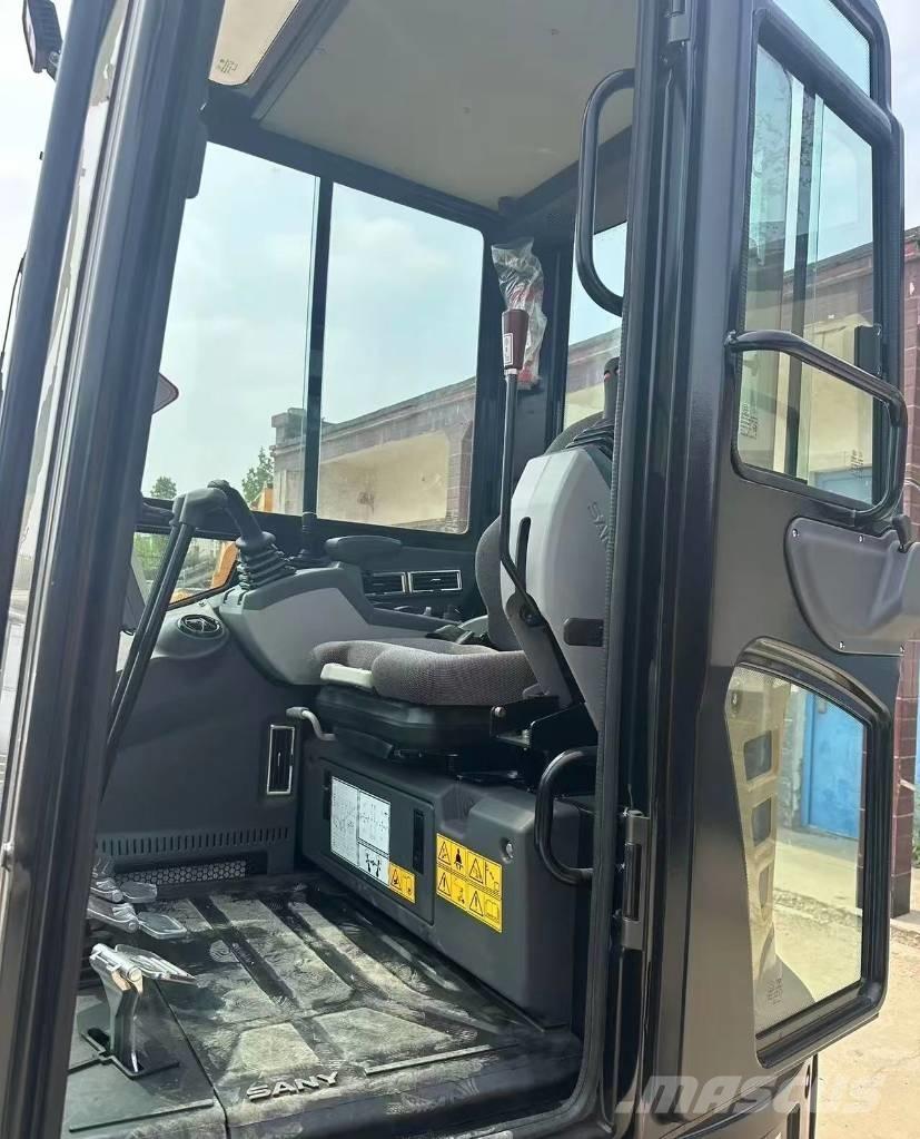 Sany SY 35 Mini kotrók < 7t