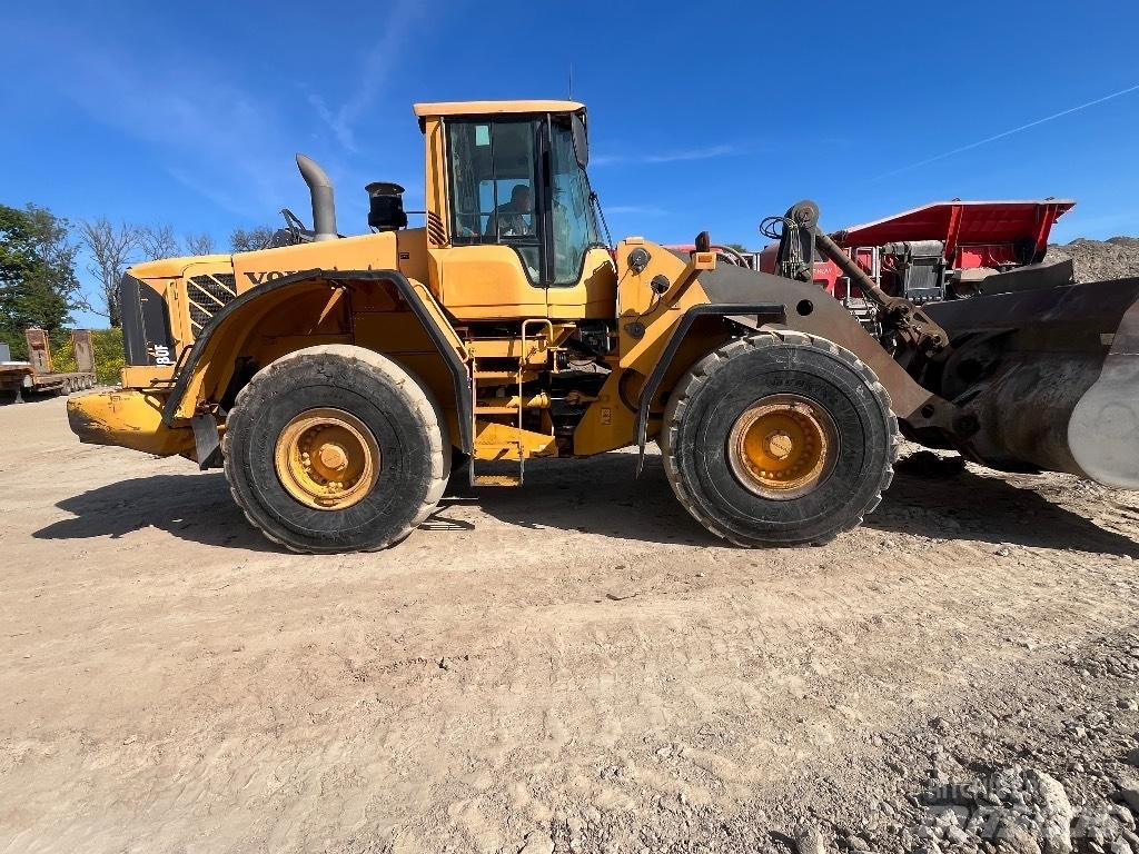 Volvo L180F Gumikerekes homlokrakodók