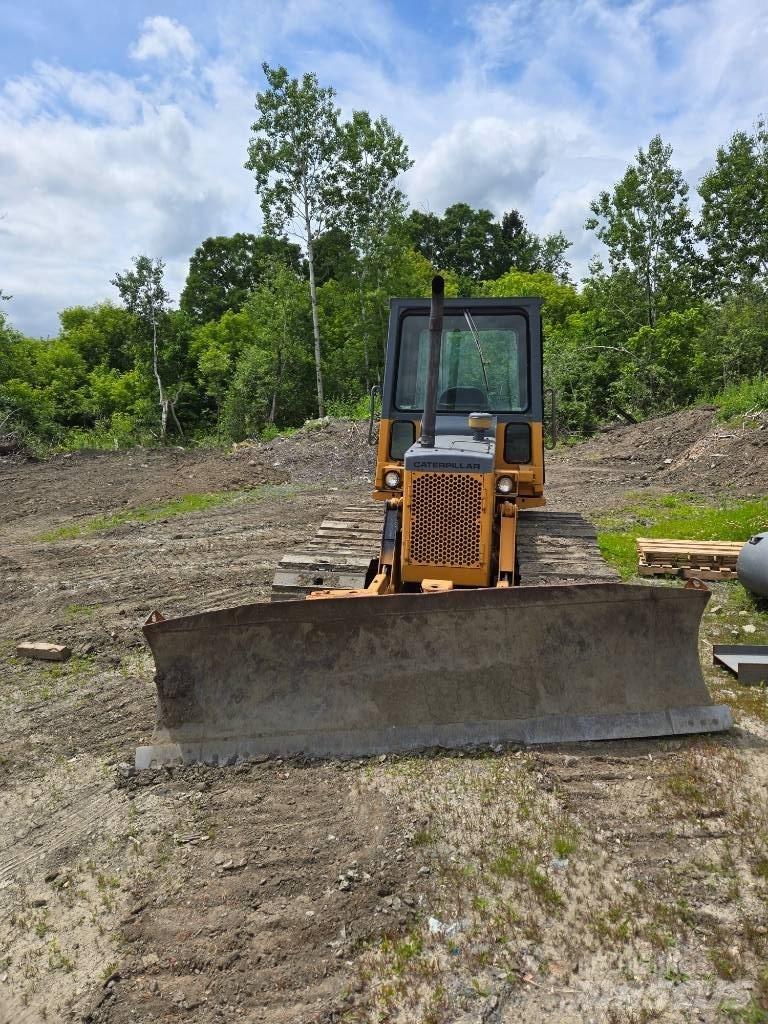 CAT D 3 B LGP lánctalpas dózerek