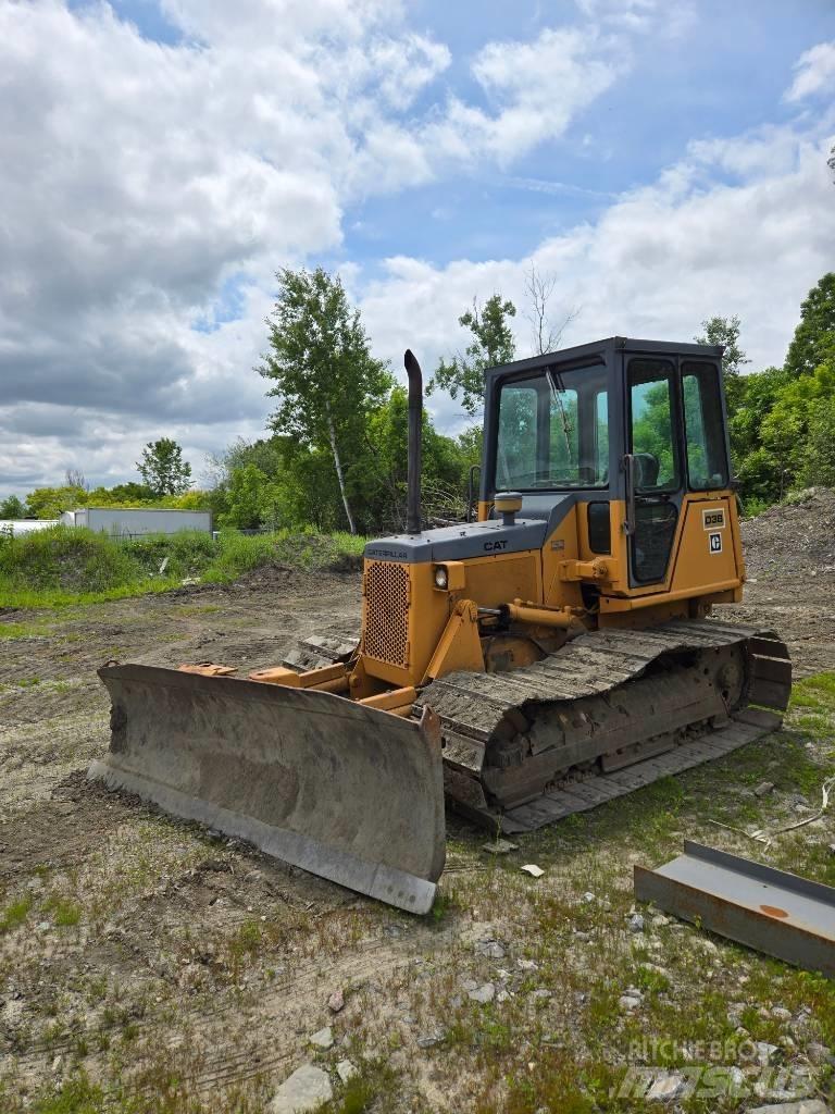 CAT D 3 B LGP lánctalpas dózerek