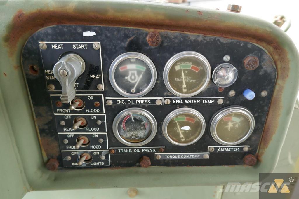 CAT D7F Ex-army lánctalpas dózerek