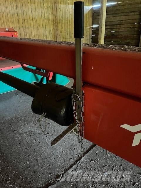 Kverneland 4232 CT Öntöző Kaszák