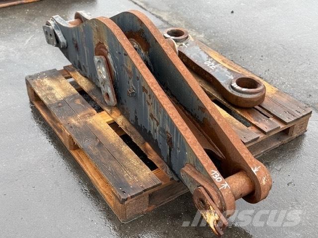 CNH BUCKET LINK Kanalak