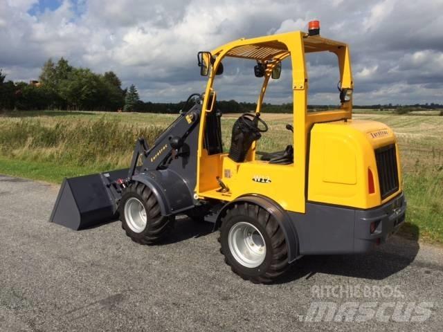 Eurotrac W12 Mini homlokrakodók
