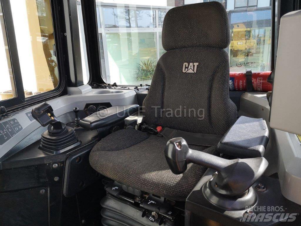 CAT D6T LGP lánctalpas dózerek