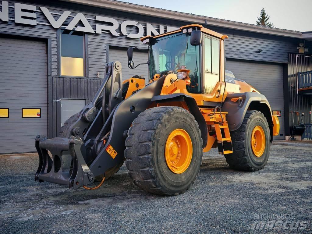 Volvo L 110 H Gumikerekes homlokrakodók