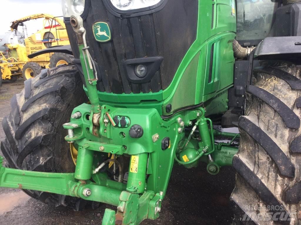 John Deere 6250R Traktorok