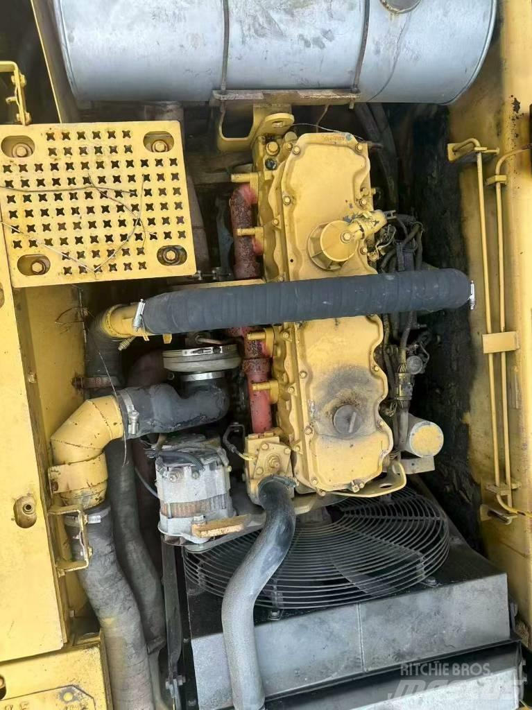 CAT 325 CL Lánctalpas kotrók