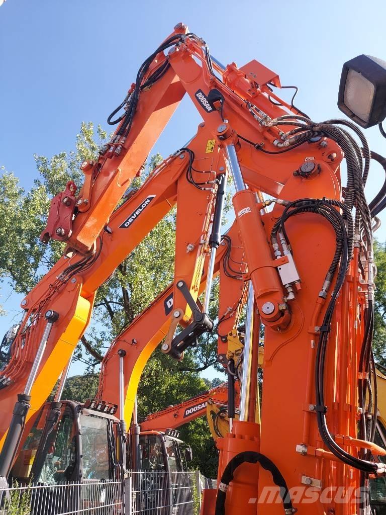 Develon DX 85 R-3 Közepes (midi) kotrók 7 t - 12 t