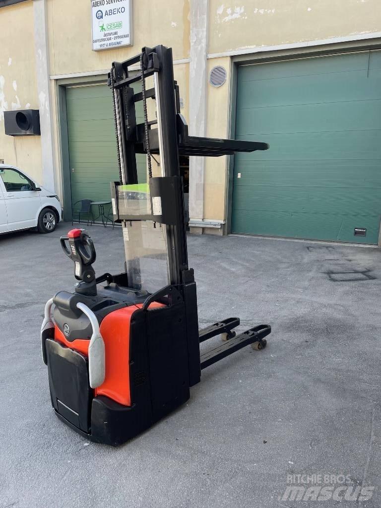 BT SPE 200 D Gyalogkíséretű targonca