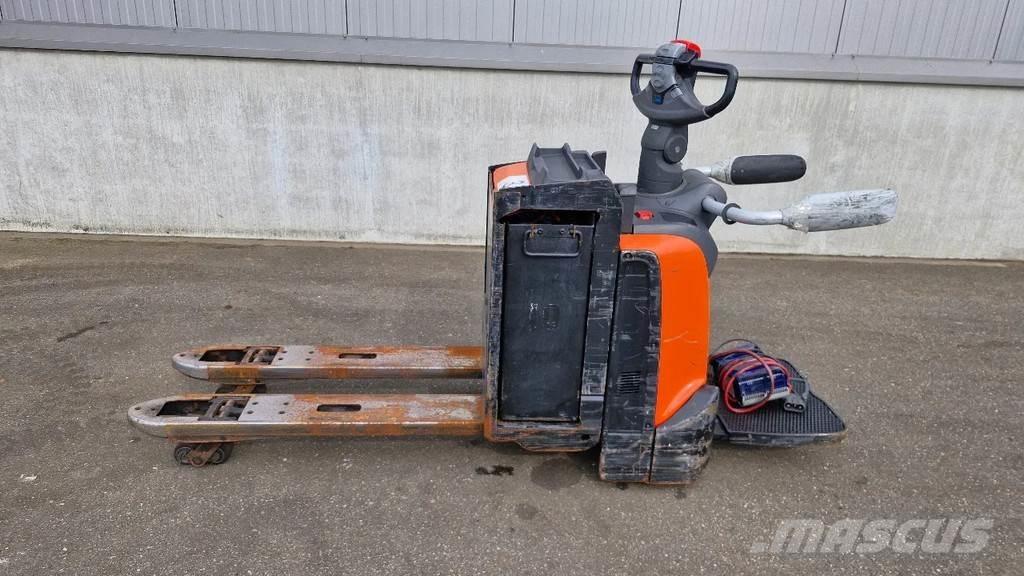 BT LPE 250 Elektromos targoncák