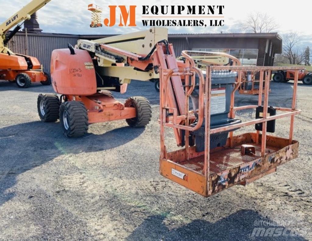 JLG 450 AJ Karos emelők