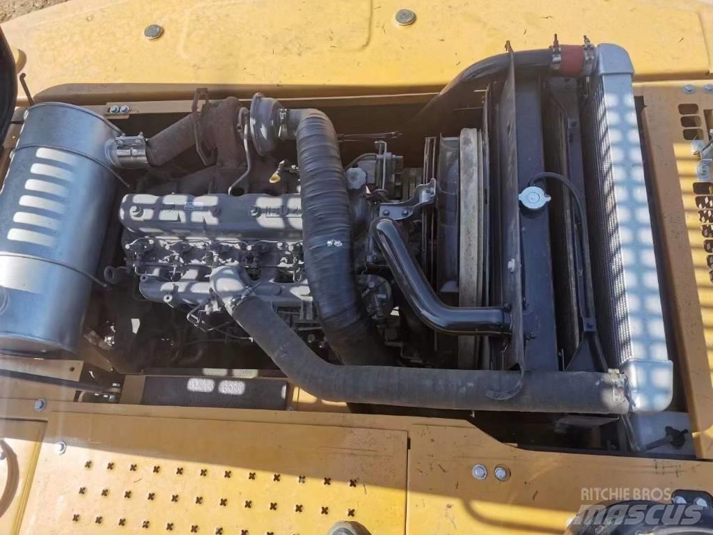 Sany SY 235 C Lánctalpas kotrók