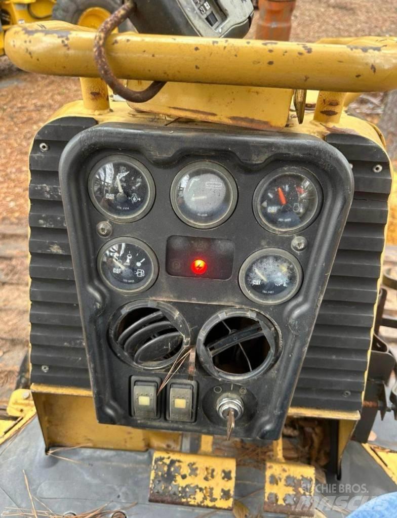 CAT D 3 G LGP lánctalpas dózerek