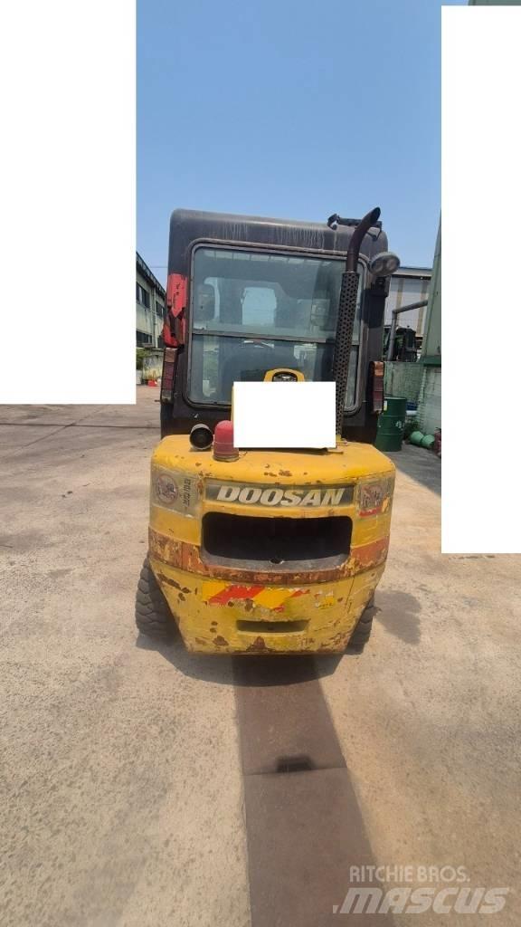 Hyundai D30 Targoncák-Egyéb