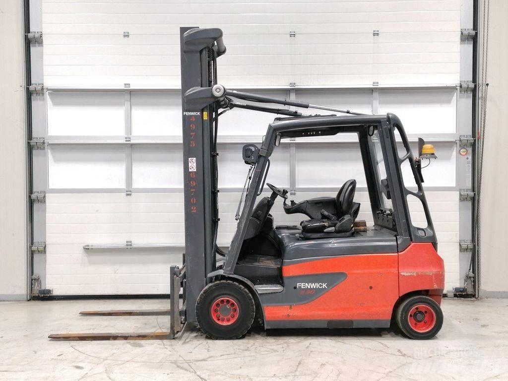 Linde E30L-01 Elektromos targoncák