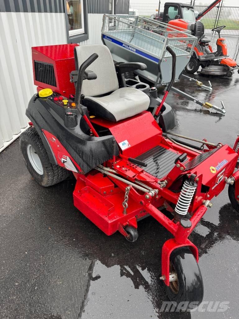 Ferris IS 2000 Z Ráülős fűnyírók