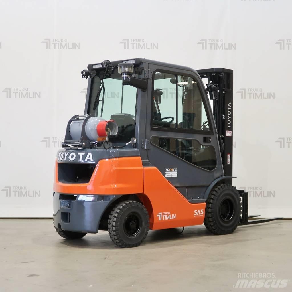 Toyota 02-8FGF25 Gázüzemű targoncák