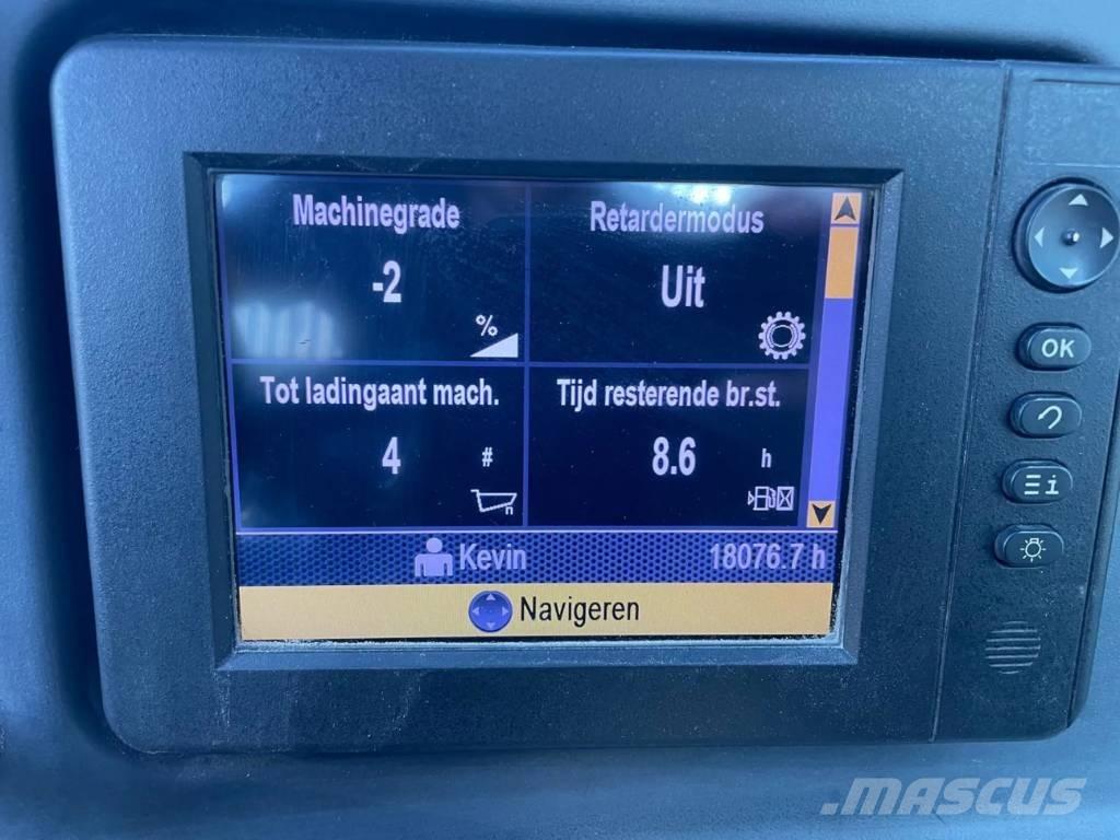 CAT 740 B Csuklósdömperek