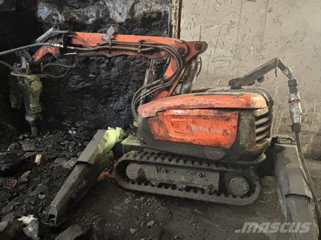 Husqvarna DXR 300 Bontásra használt kotrók