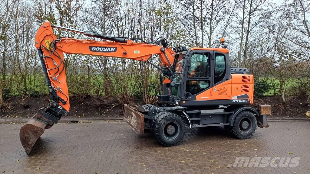 Doosan DX 165 W-5 Gumikerekes kotrók