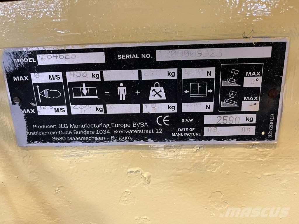 JLG 2646 ES Ollós emelők