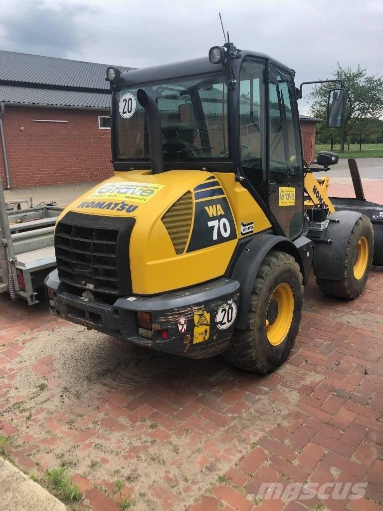 Komatsu WA 70-7 Gumikerekes homlokrakodók
