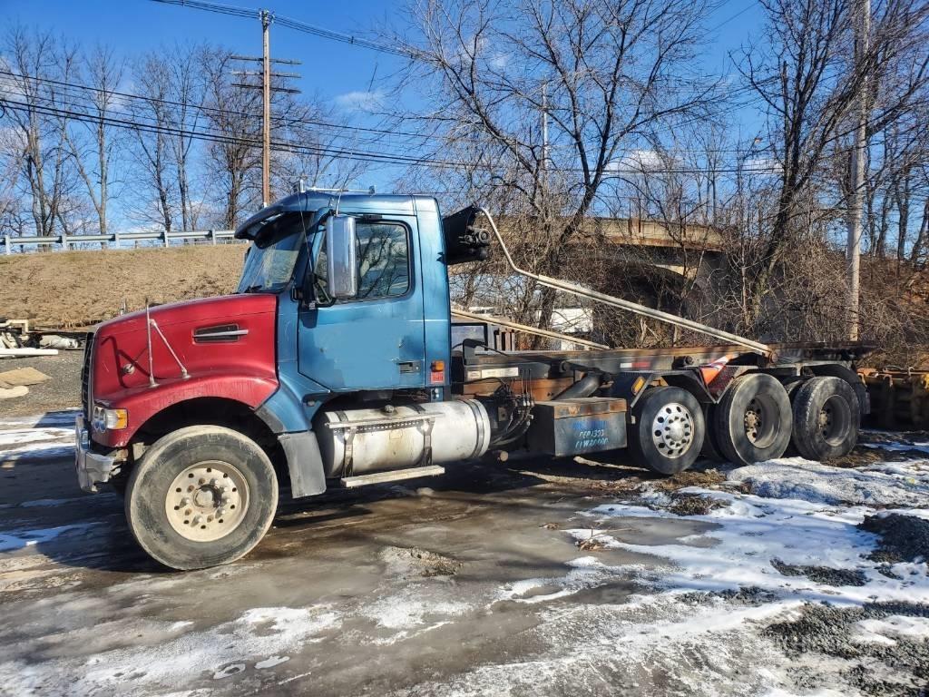 Volvo VHD84F Multifunkciós teherautók