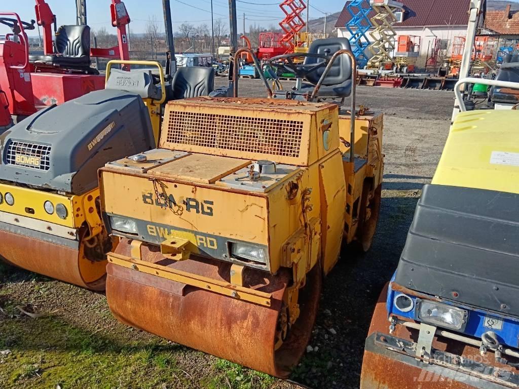 Bomag 100AD Ikerdobos hengerek