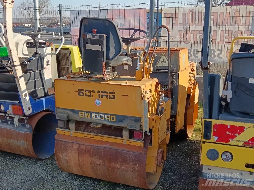 Bomag 100AD Ikerdobos hengerek