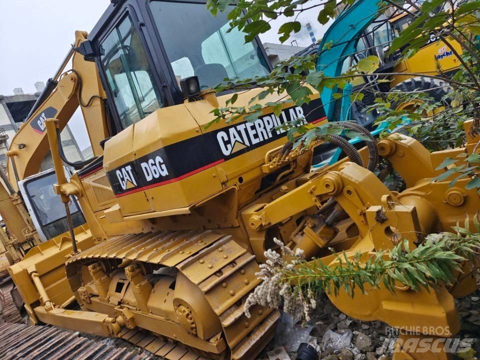 CAT D6G lánctalpas dózerek